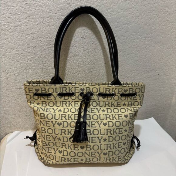 Dooney & Bourke signature  Tulip Tassel tote - Picture 1 of 12